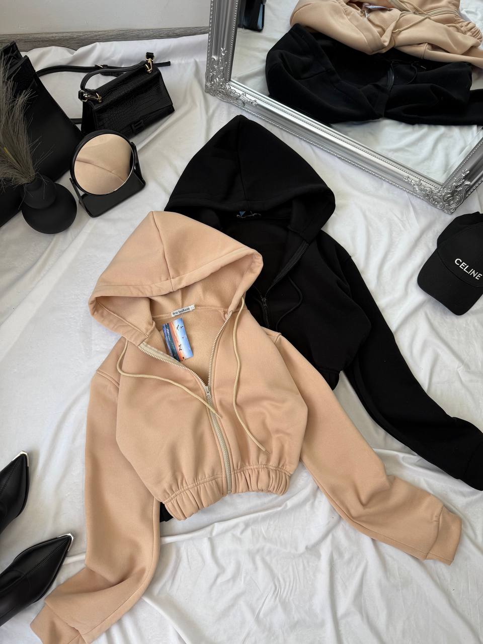 Sudadera con capucha y cremallera