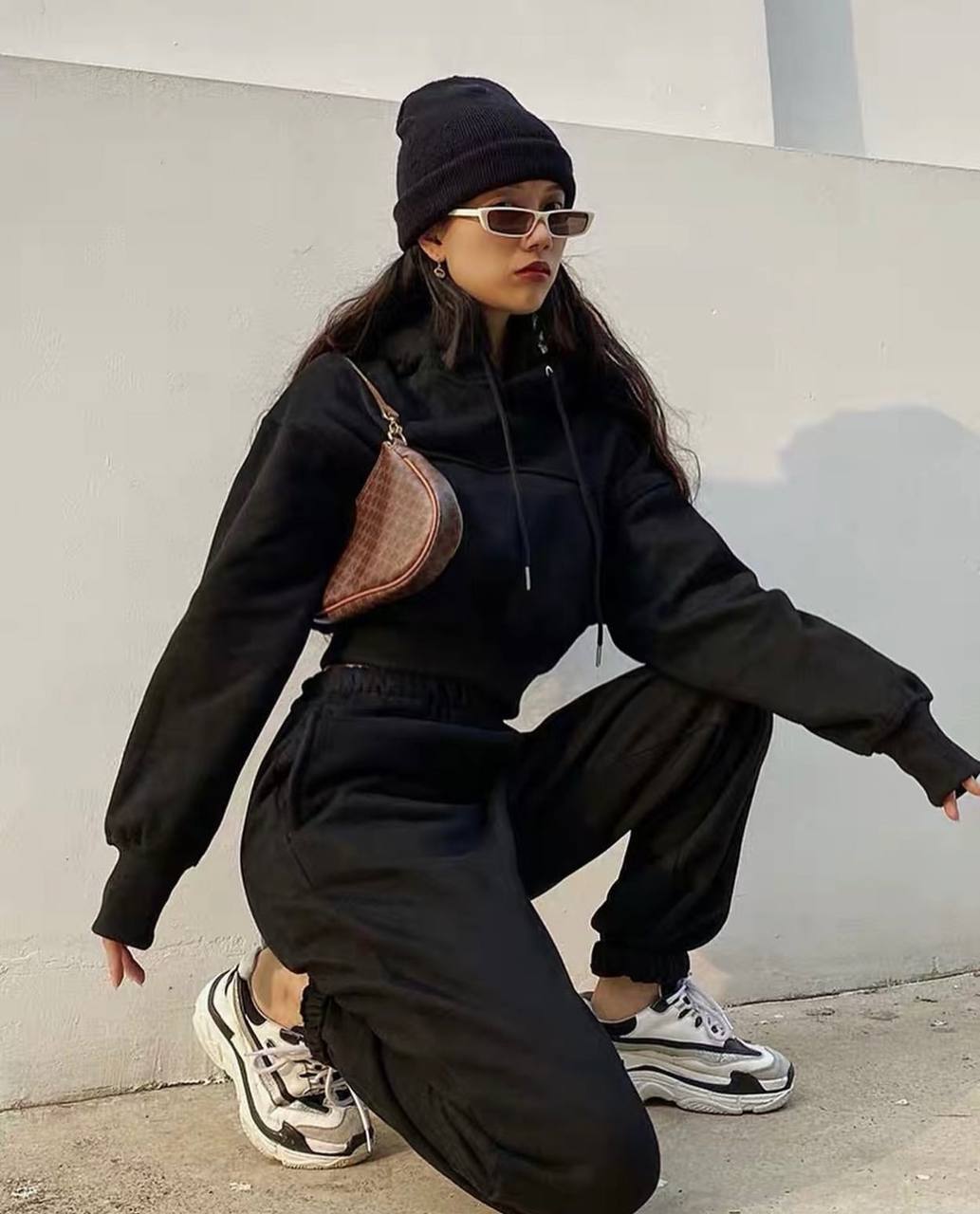Traje de polar con sudadera corta con capucha