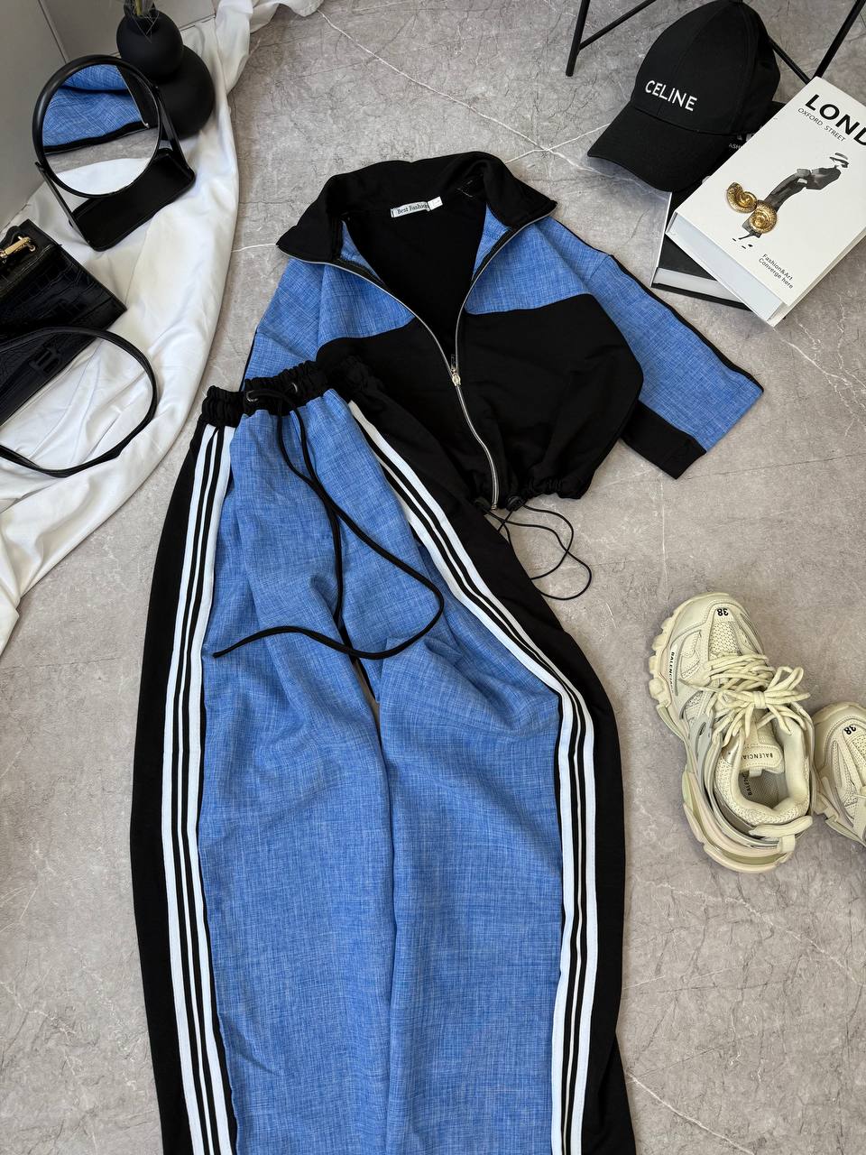 traje