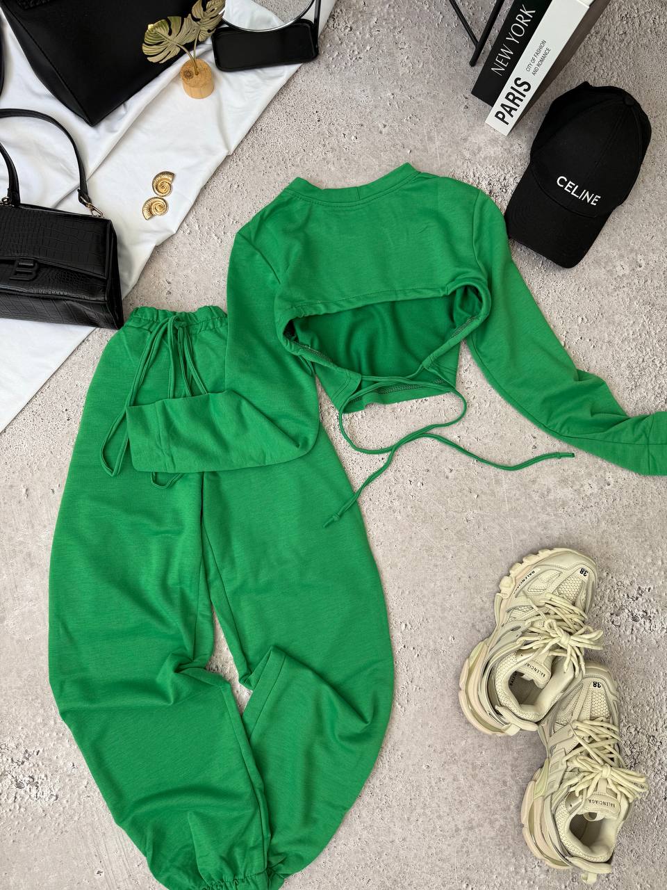 traje