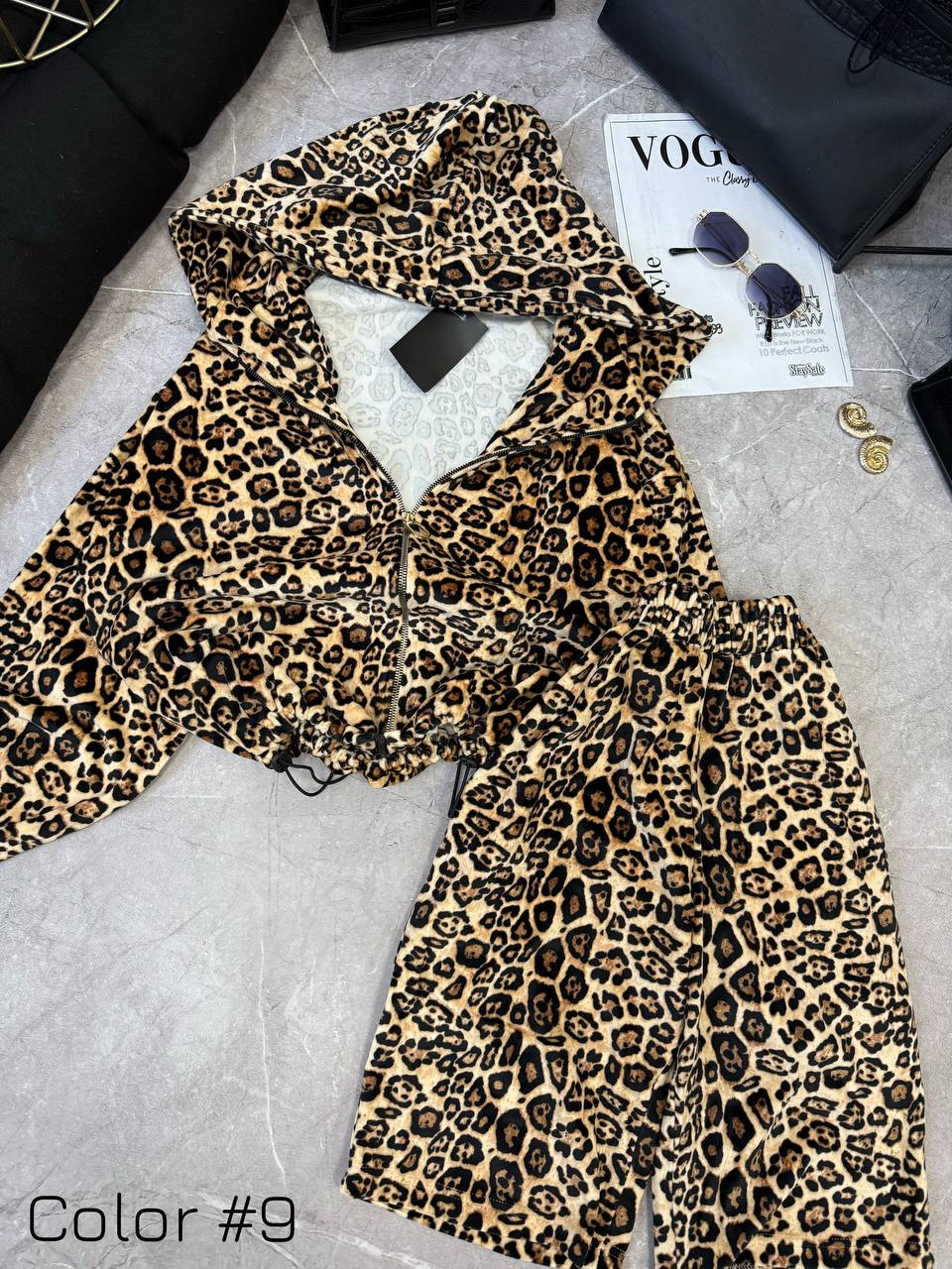 Trajes de tres piezas muy geniales de suave terciopelo