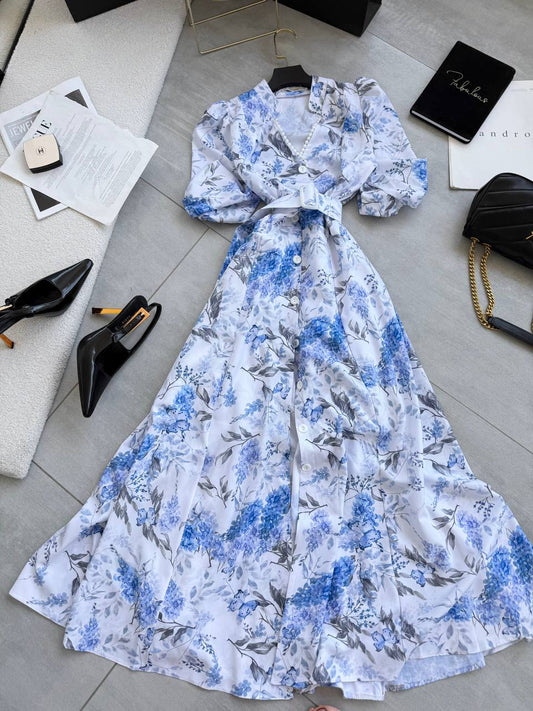 Excelente vestido vaporoso de mujer con estampado floral
