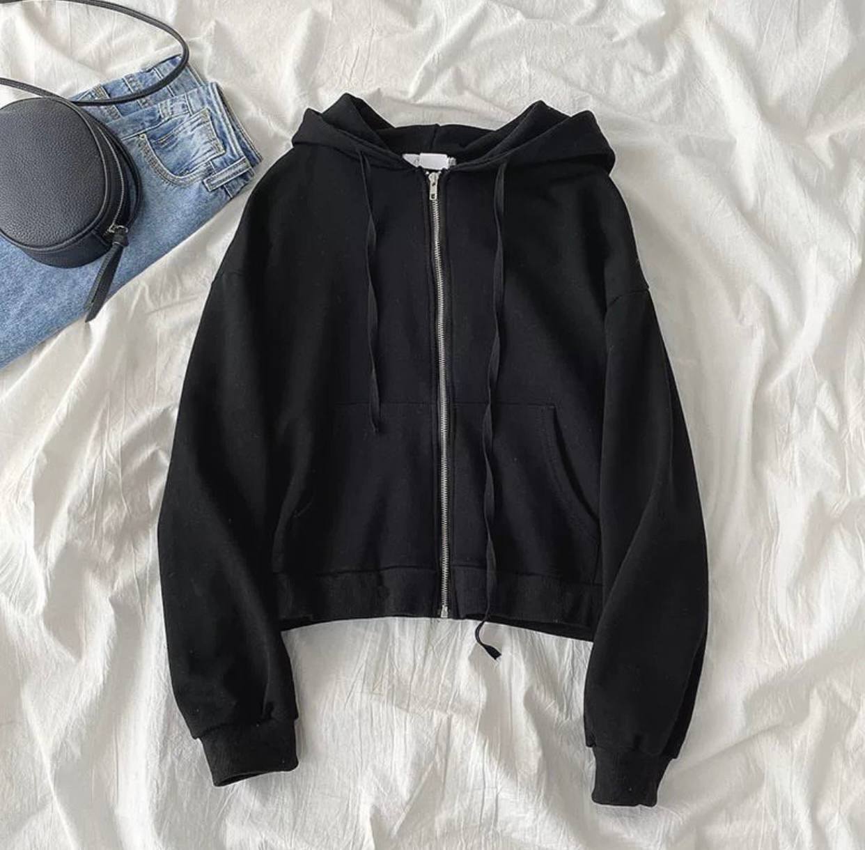 Sudadera corta con capucha