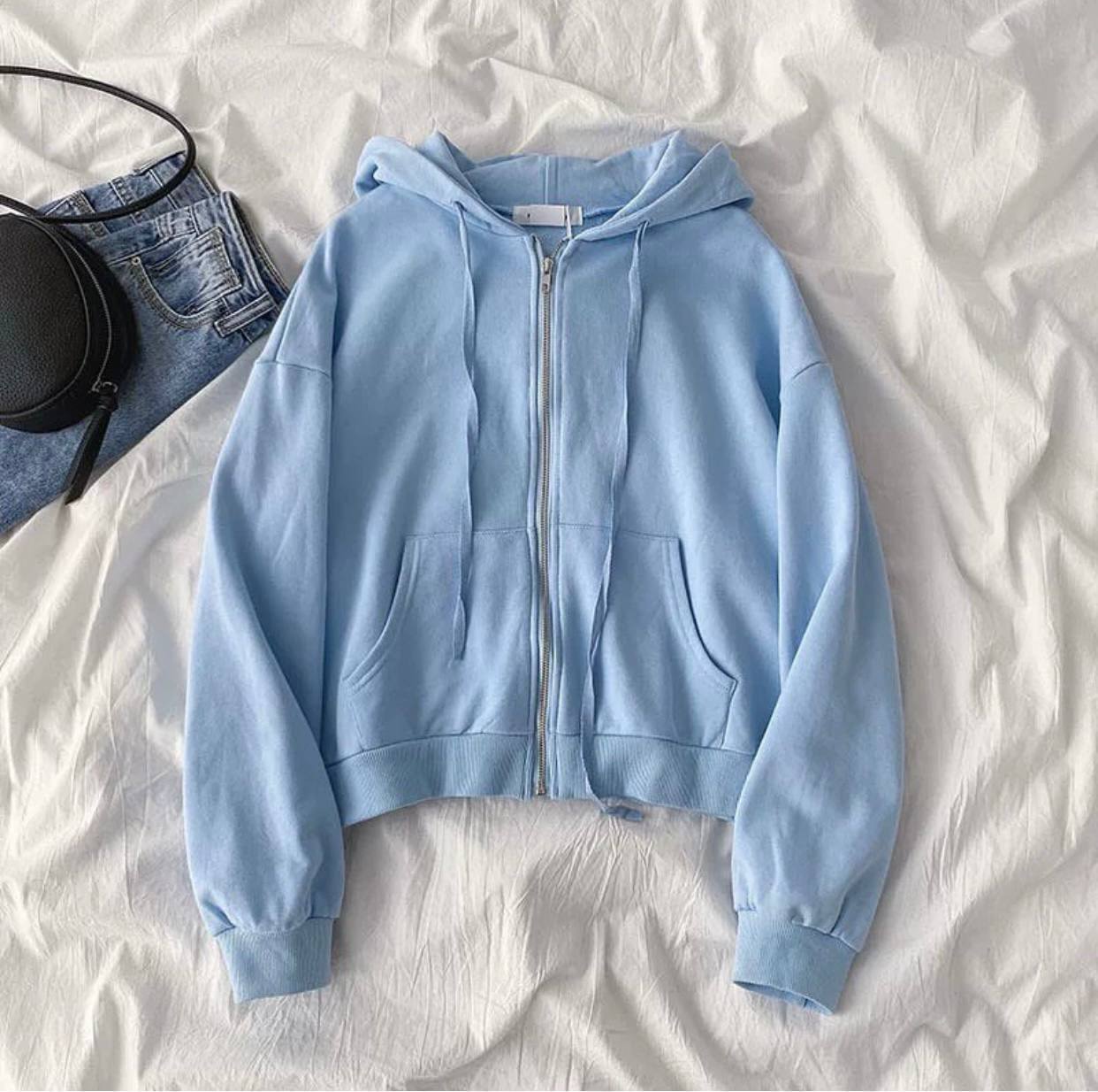 Sudadera corta con capucha