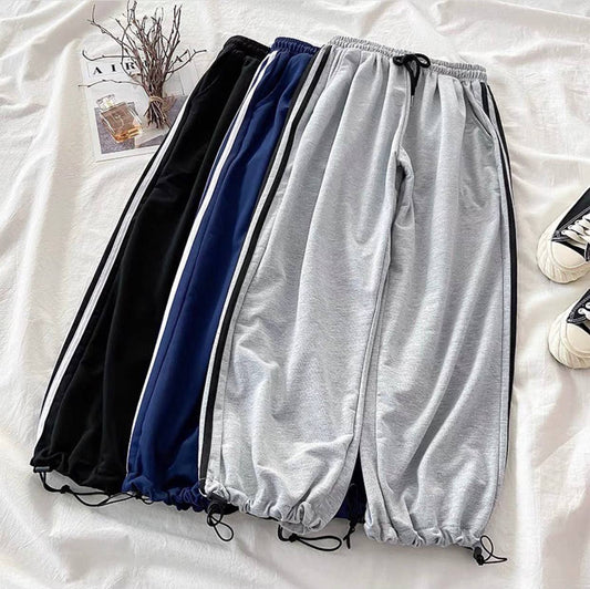 Pantalones básicos con rayas
