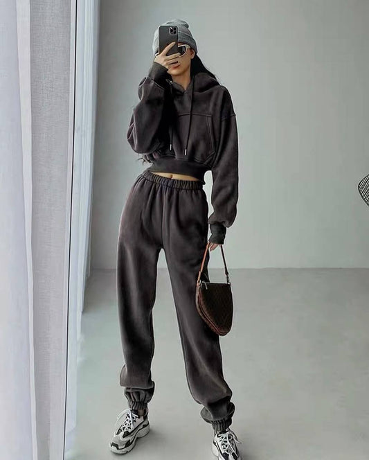 Traje de polar con sudadera corta con capucha
