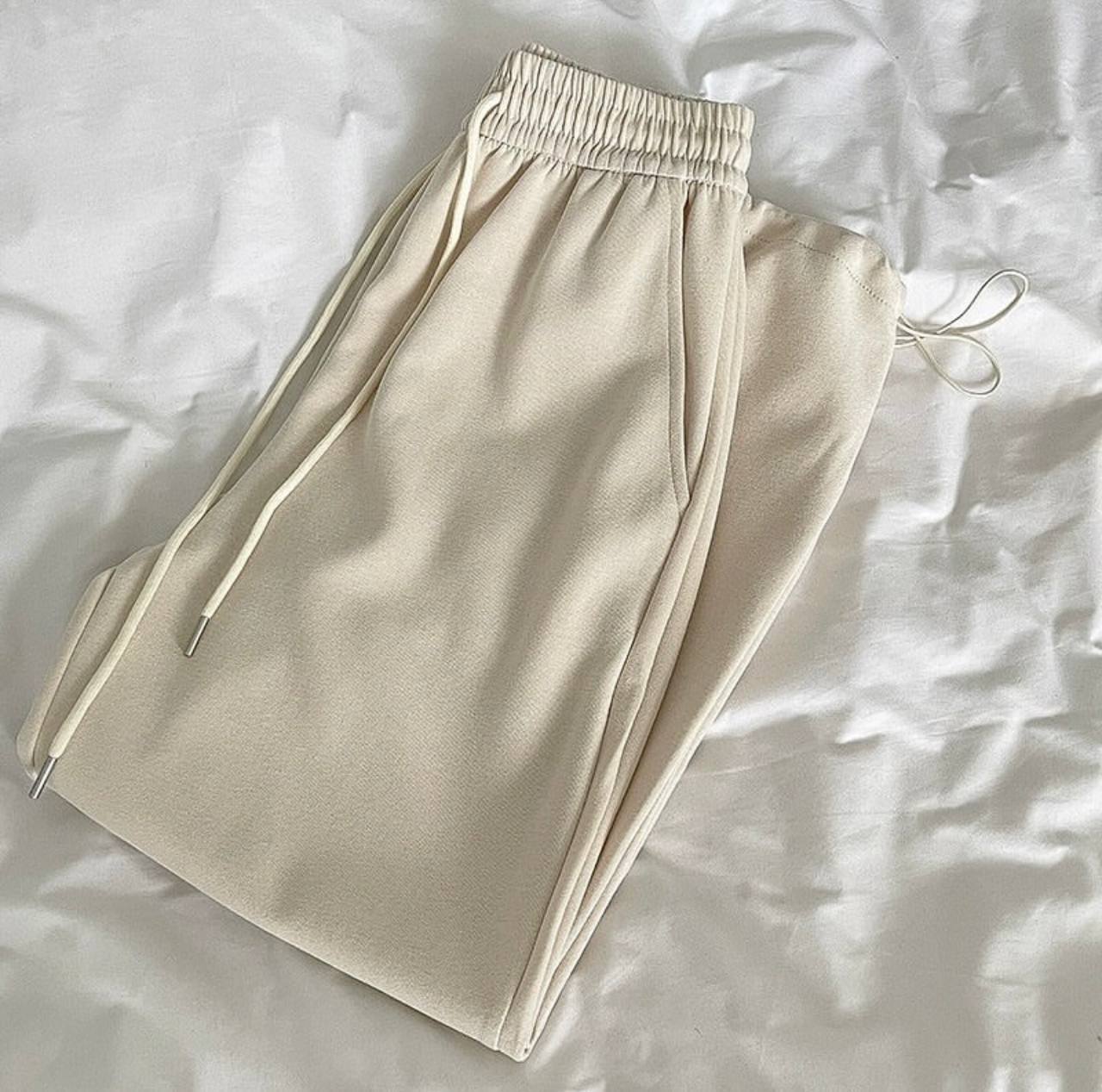 Pantalones deportivos rectos