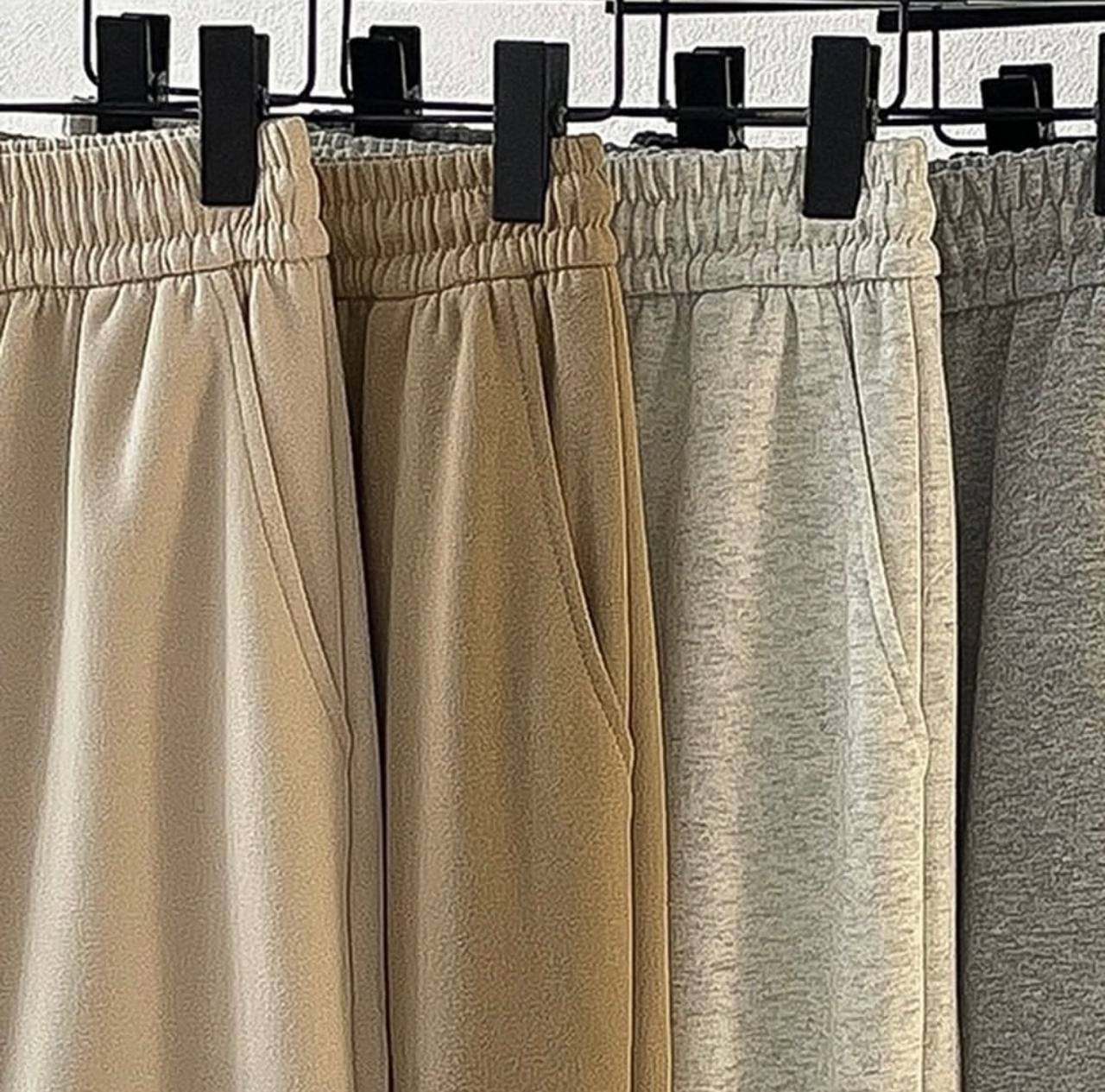 Pantalones deportivos rectos