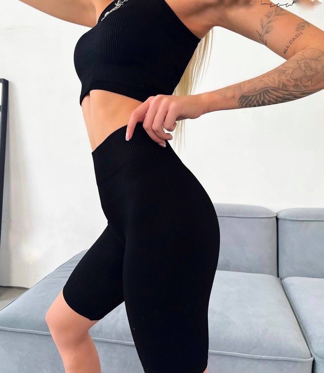Conjunto deportivo top+pistas de ciclismo