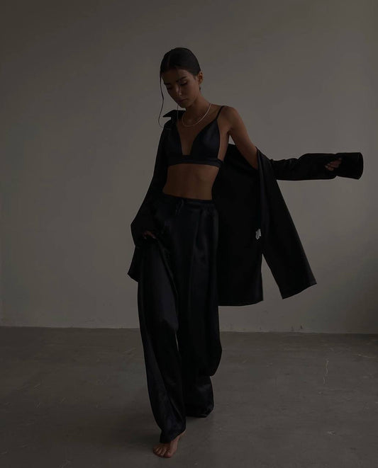 Trajes de seda en estilo pijama
