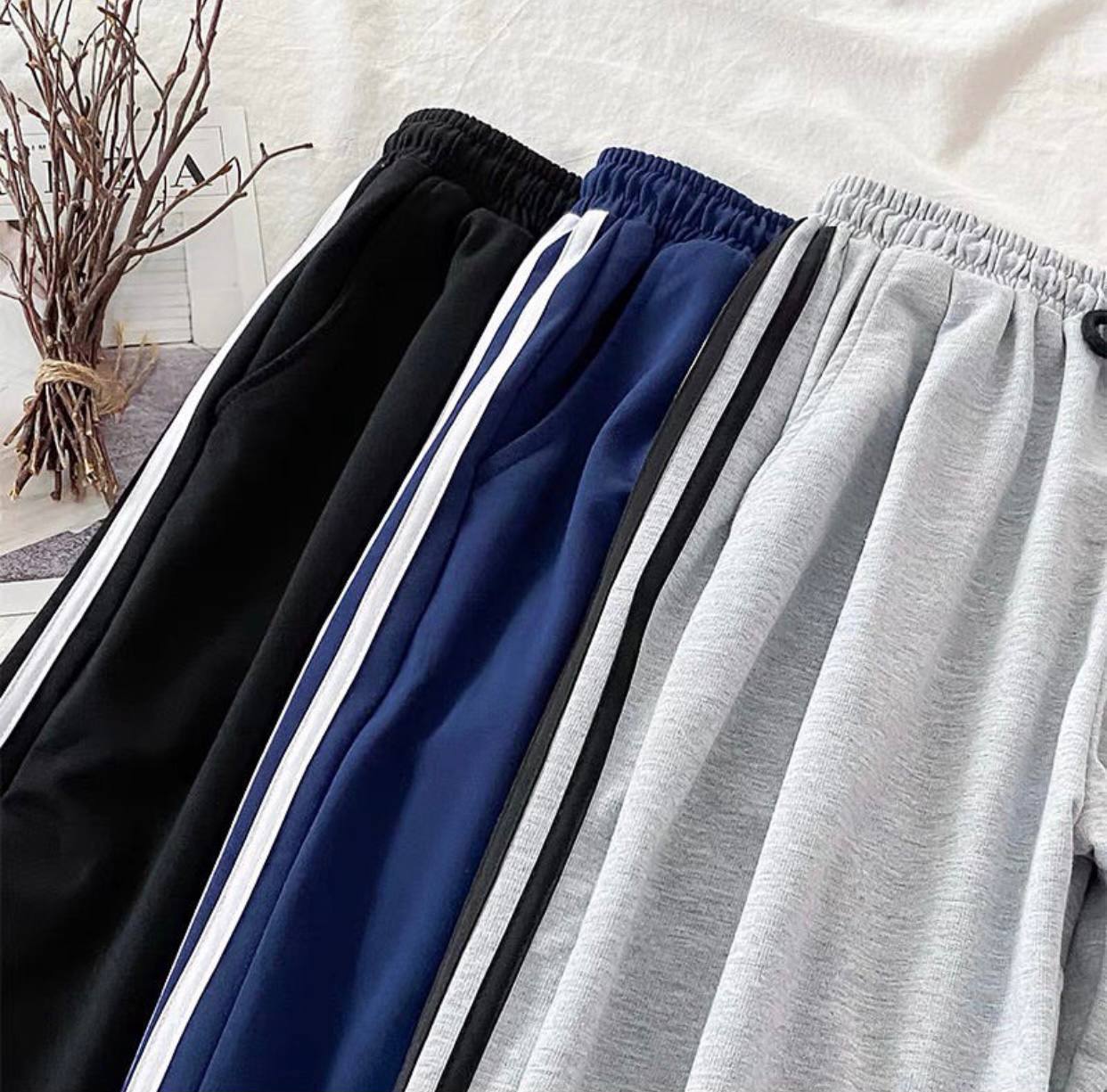 Pantalones básicos con franjas (no acolchados)