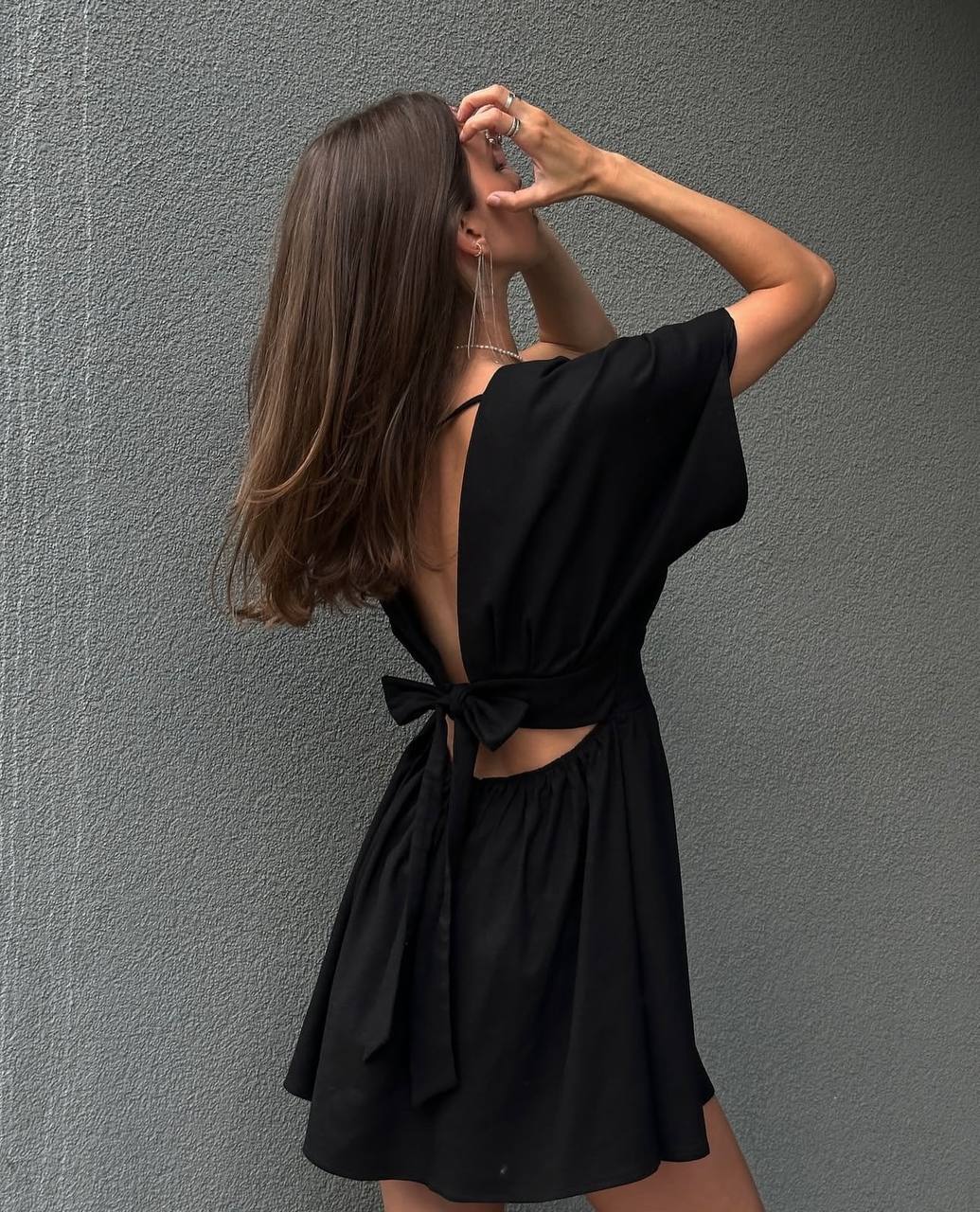 Vestido con espalda descubierta de lino natural