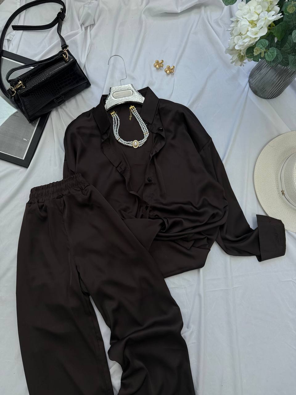 Suaves trajes de seda