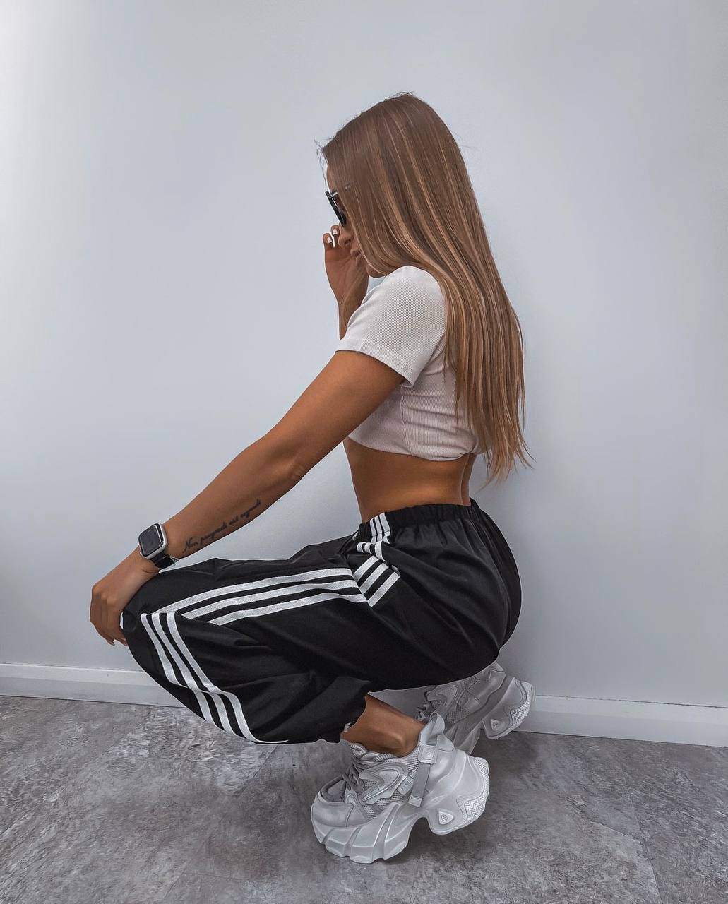 Pantalones cargo universales con franjas laterales