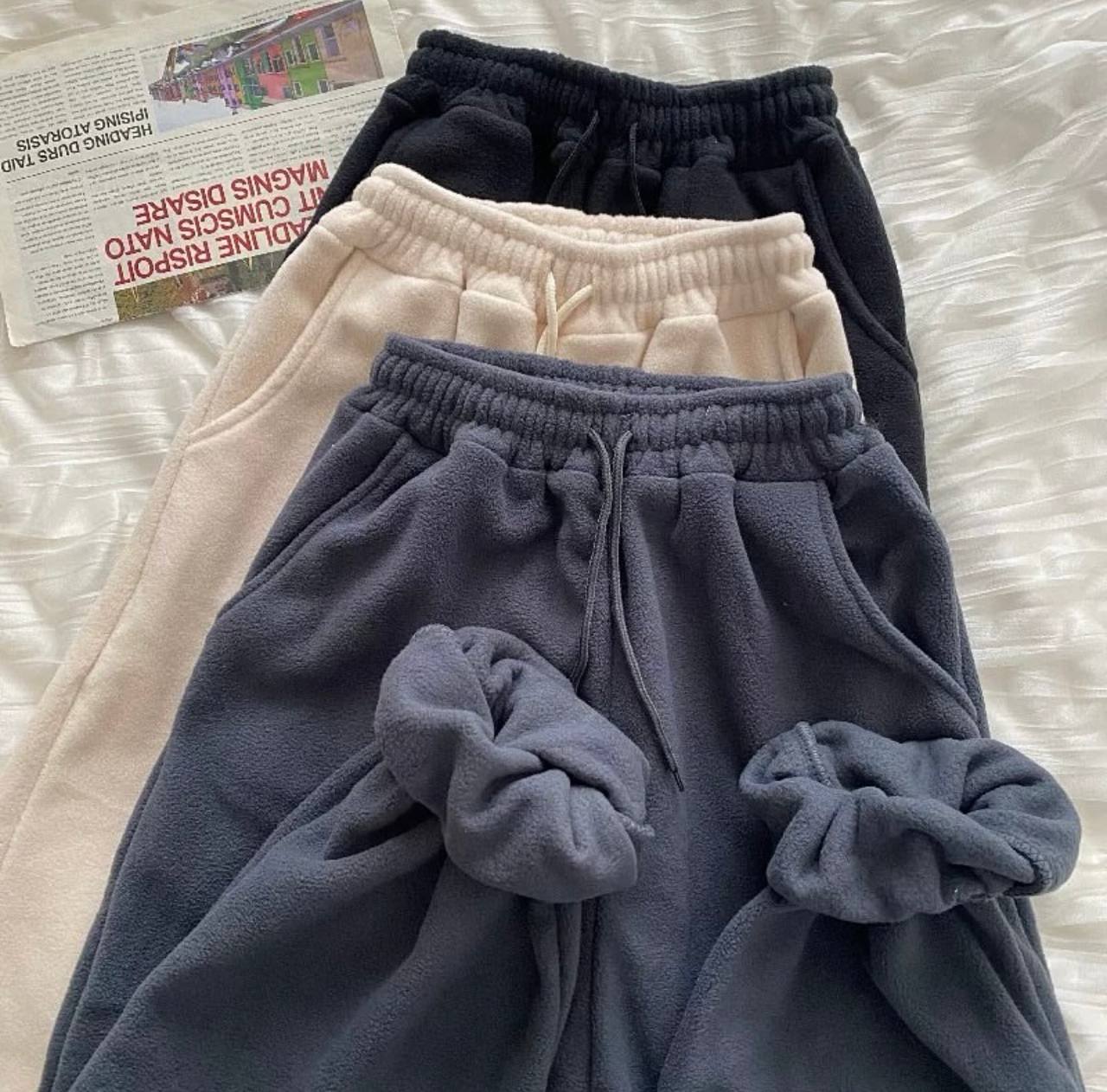 Pantalones joggers de felpa básicos